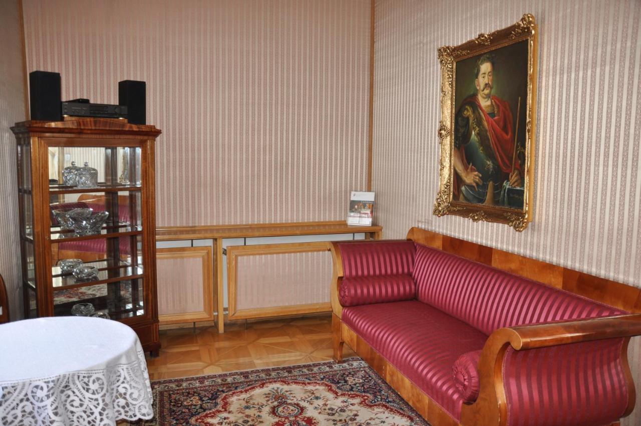 Hotel Zamek Pultusk Dom Polonii Exteriör bild