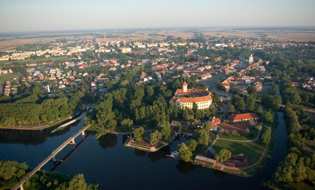 Hotel Zamek Pultusk Dom Polonii Exteriör bild